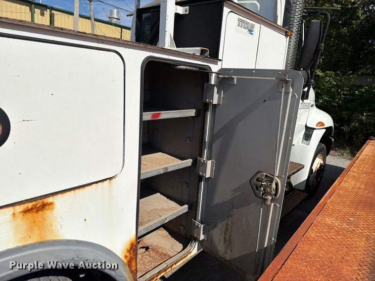 image for item FU5026 2008 International DuraStar 4300 utility / service truck