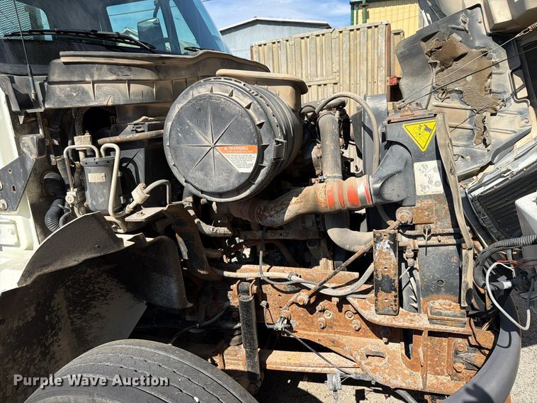 image for item FU5026 2008 International DuraStar 4300 utility / service truck