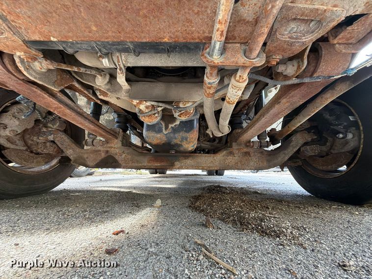 image for item FU5026 2008 International DuraStar 4300 utility / service truck