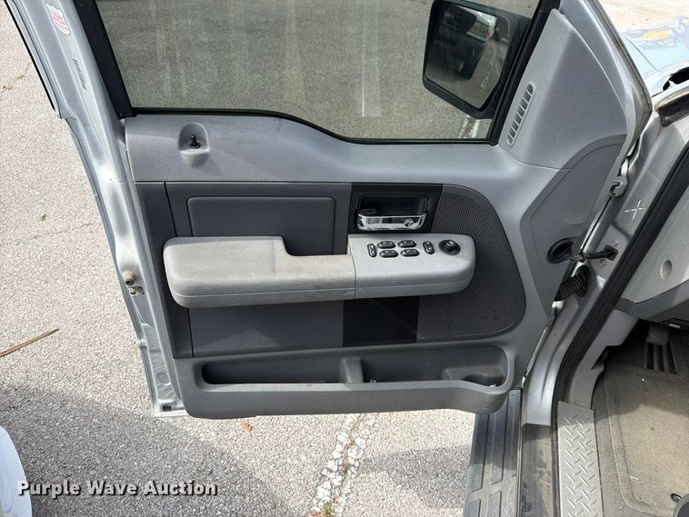 image for item FU5029 2007 Ford F150 Crew Cab pickup truck