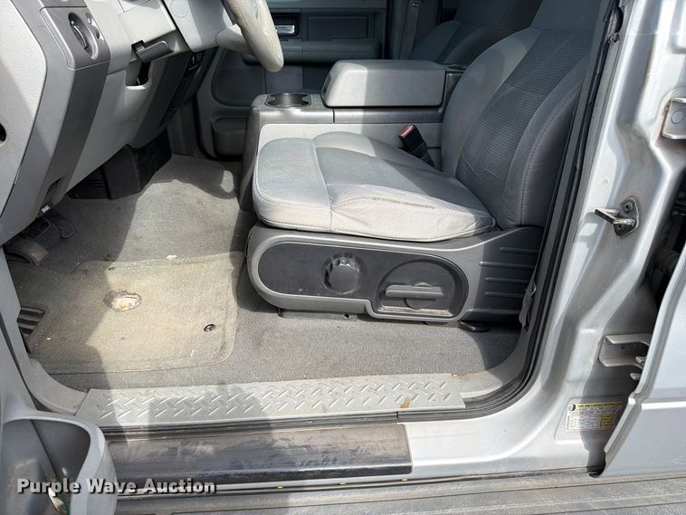 image for item FU5029 2007 Ford F150 Crew Cab pickup truck