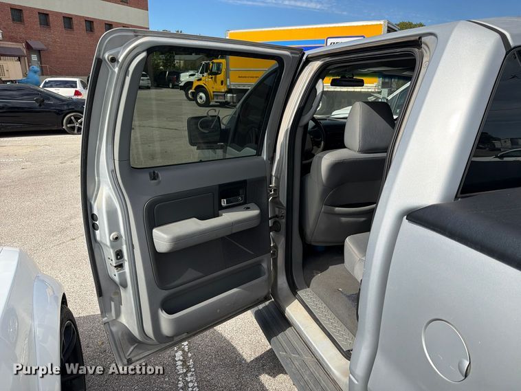 image for item FU5029 2007 Ford F150 Crew Cab pickup truck