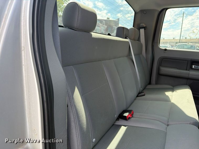 image for item FU5029 2007 Ford F150 Crew Cab pickup truck