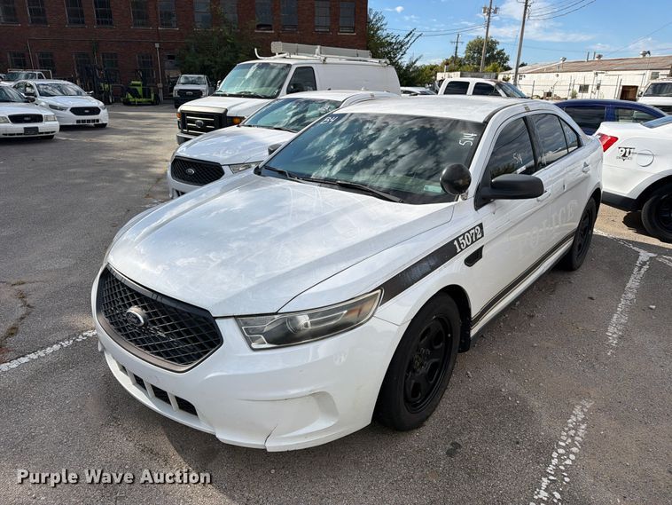 image for item FU5030 2015 Ford Taurus Police Interceptor 