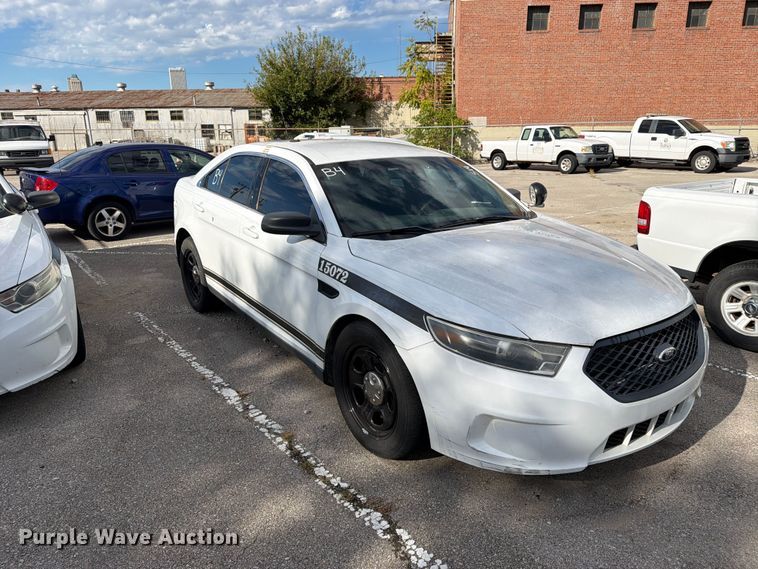 image for item FU5030 2015 Ford Taurus Police Interceptor 