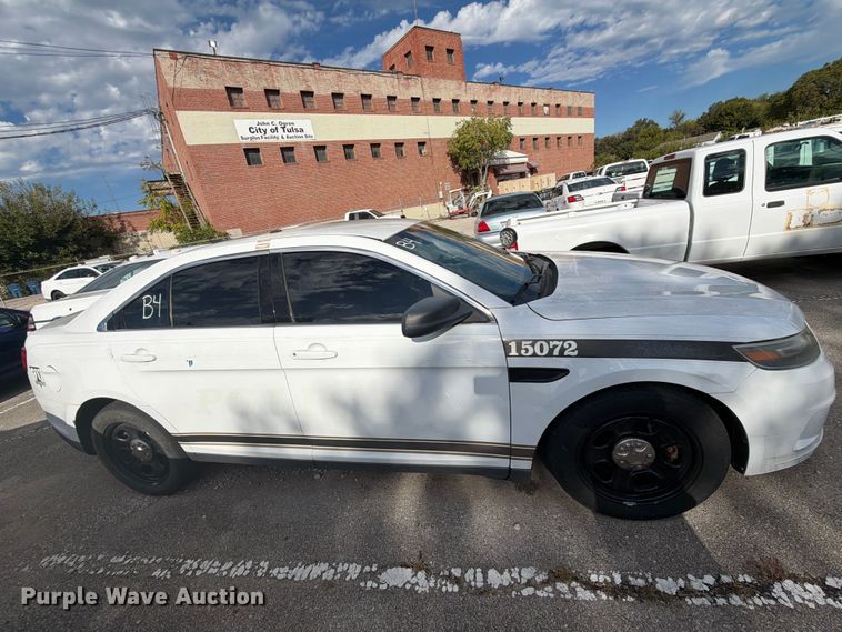 image for item FU5030 2015 Ford Taurus Police Interceptor 