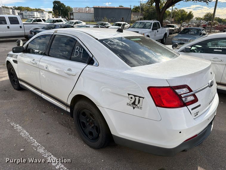 image for item FU5030 2015 Ford Taurus Police Interceptor 