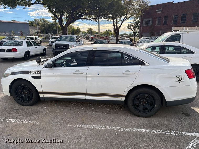 image for item FU5030 2015 Ford Taurus Police Interceptor 