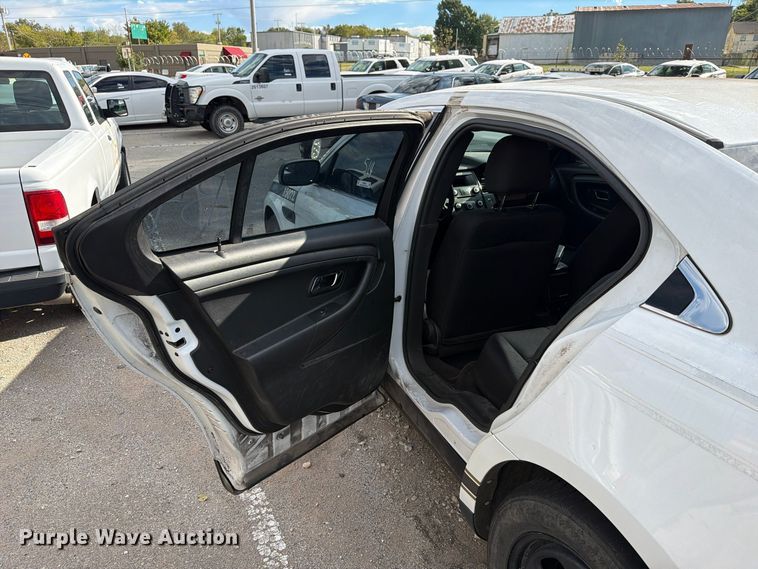 image for item FU5030 2015 Ford Taurus Police Interceptor 