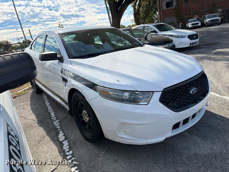 image for item FU5031 2014 Ford Taurus Police Interceptor 