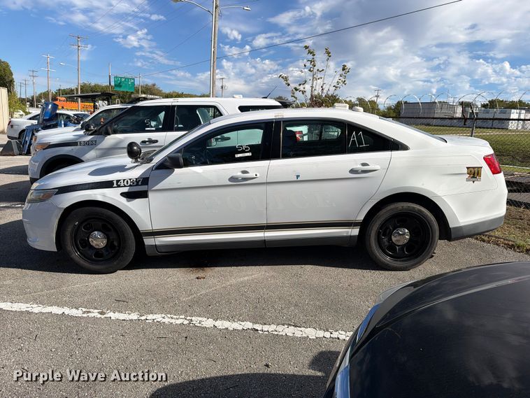 image for item FU5031 2014 Ford Taurus Police Interceptor 
