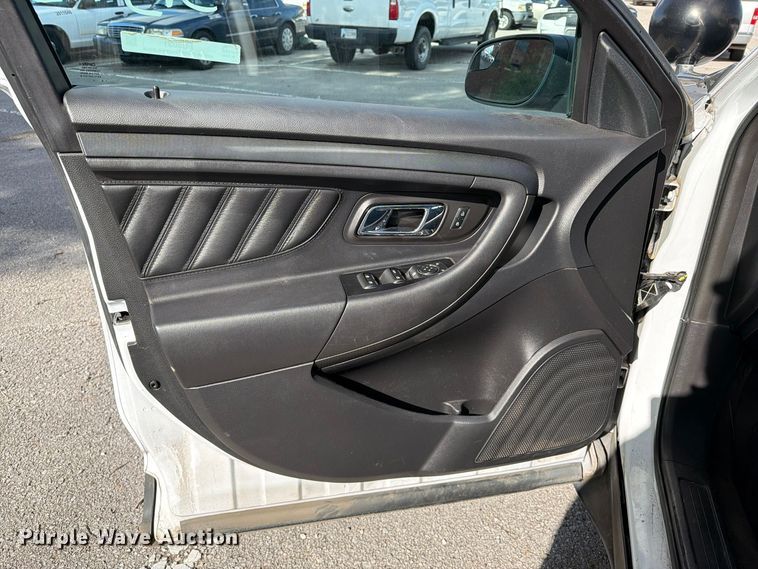 image for item FU5031 2014 Ford Taurus Police Interceptor 