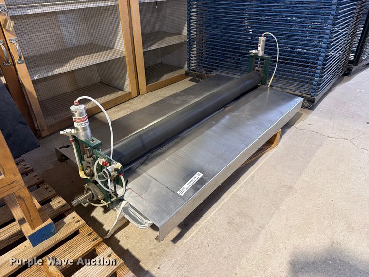 image for item FU5034 Desert Laminator Sidewinder laminator