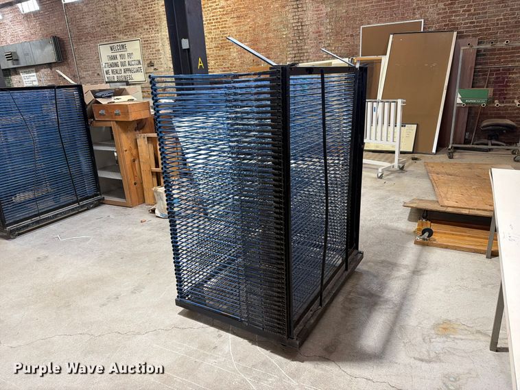 image for item FU5036 (2) screening drying racks