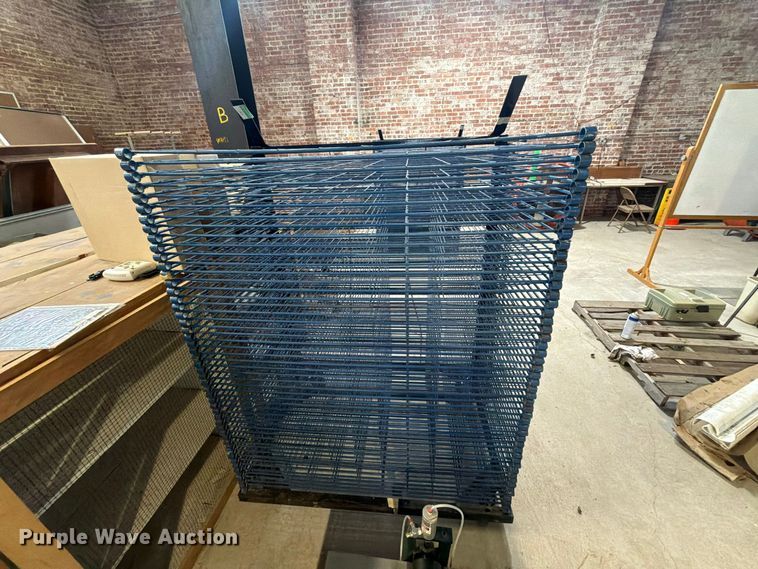 image for item FU5036 (2) screening drying racks