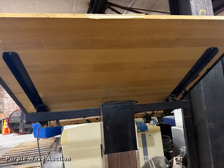 image for item FU5037 Mayline drafting table