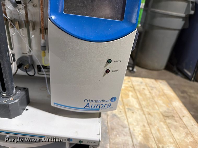 image for item FU5041 OI Analytical 1088 and 1030 TOC analyzer system