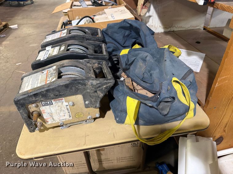 image for item FU5044 (3) 3M Salalift II confined space rescue winches