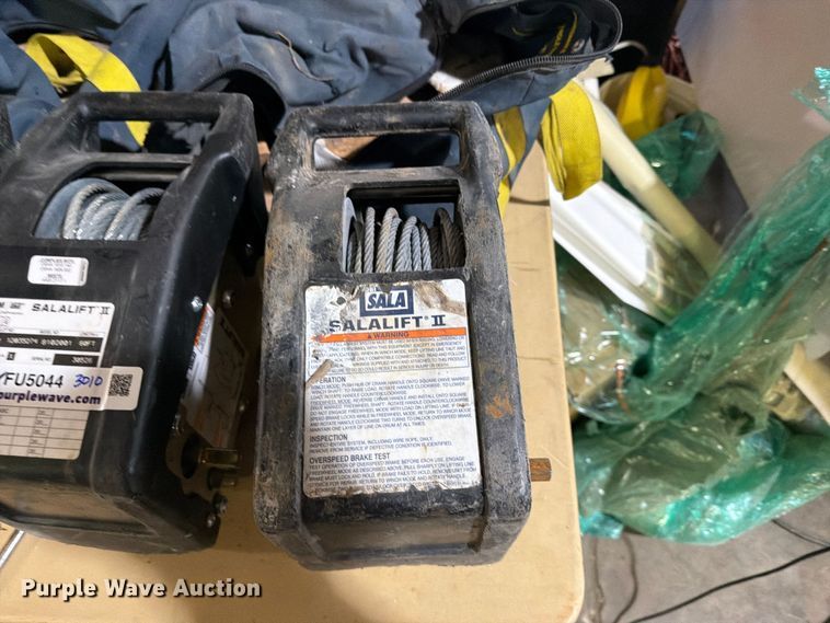 image for item FU5044 (3) 3M Salalift II confined space rescue winches