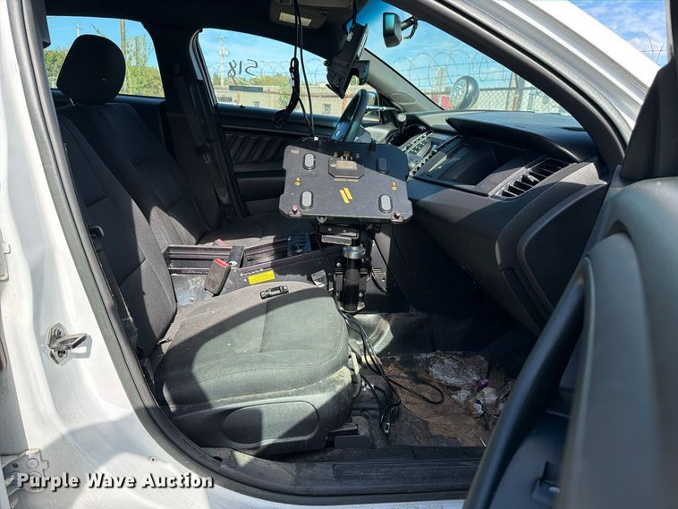 image for item FU5053 2018 Ford Taurus Police Interceptor 