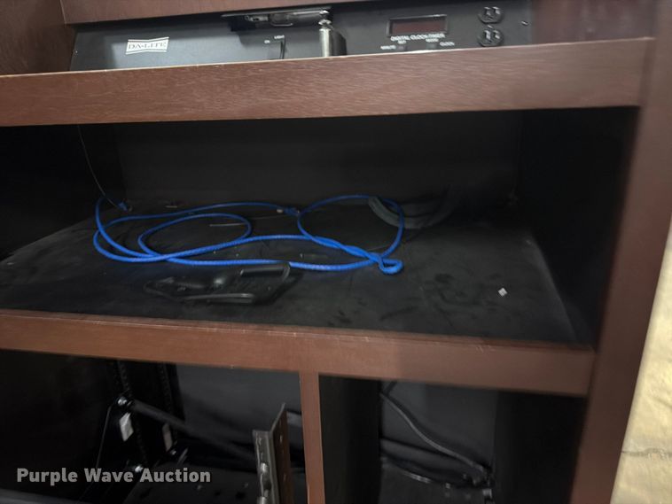 image for item FU5056 Podium