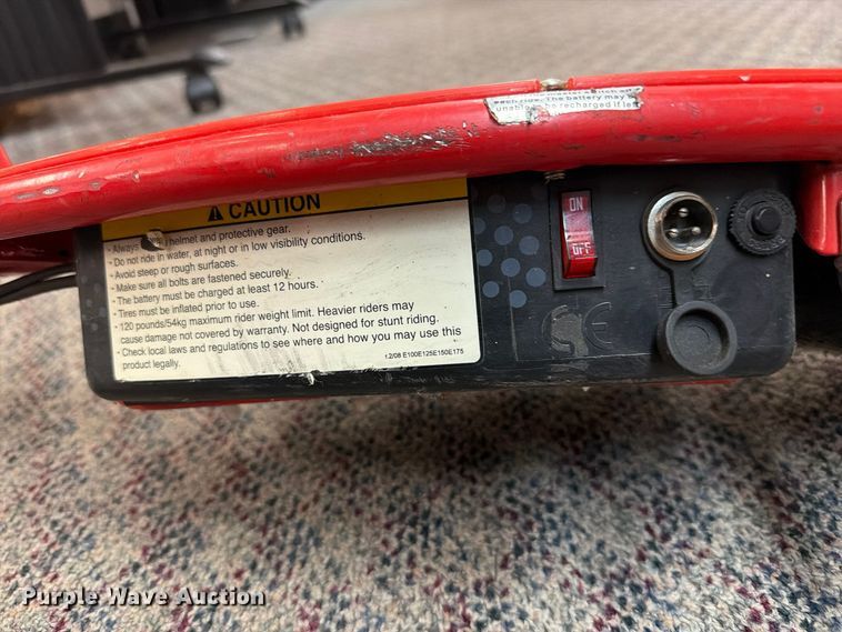 image for item FU5057 Razor E150 electric Scooter