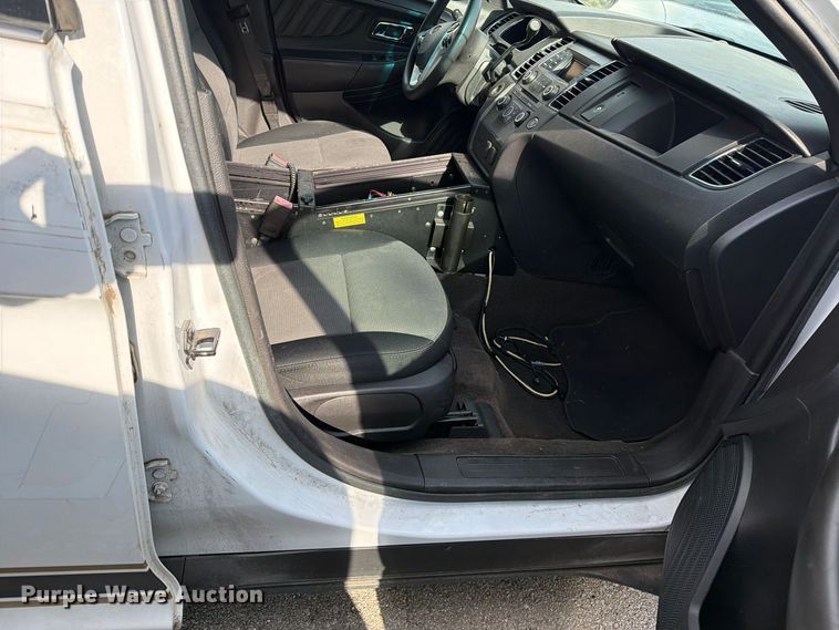 image for item FU5060 2014 Ford Taurus Police Interceptor 