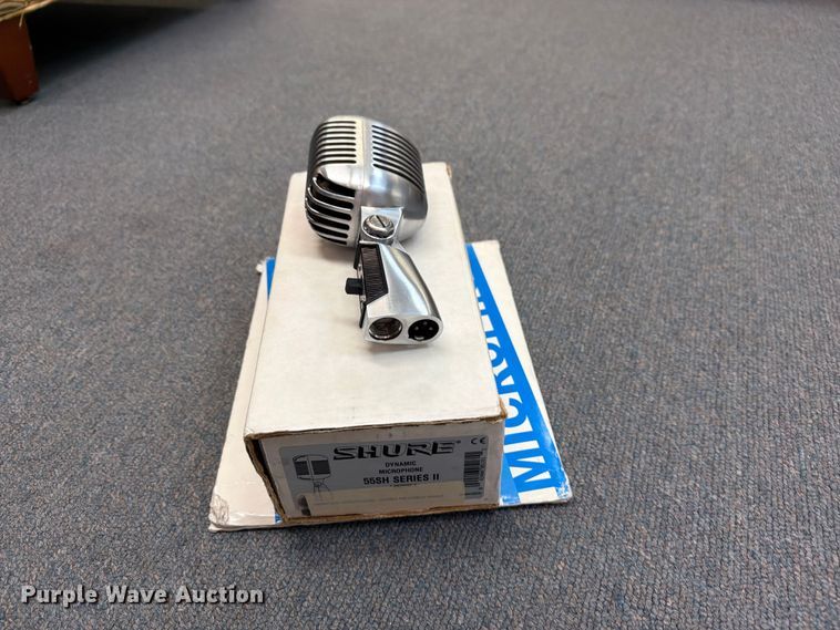 image for item FU5062 Shure 55SH Series II dynamic microphone
