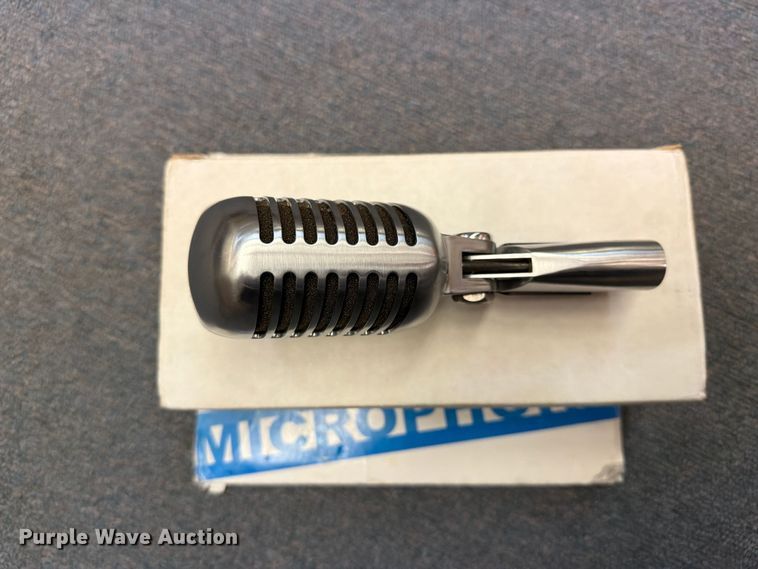 image for item FU5062 Shure 55SH Series II dynamic microphone