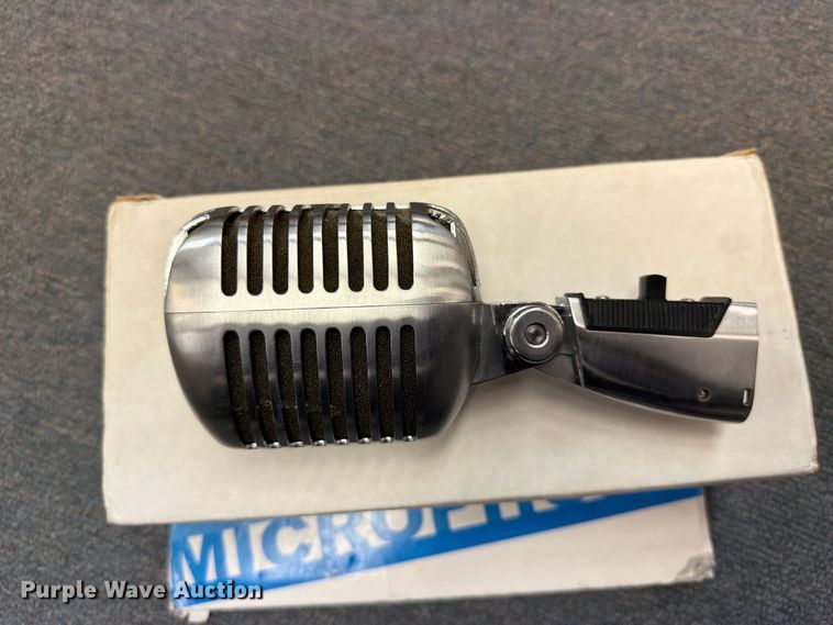 image for item FU5062 Shure 55SH Series II dynamic microphone