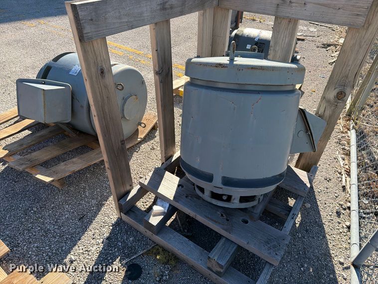 image for item FU5064 (2) Marathon XK 444TTDS4047AN-R26 lift station pumps