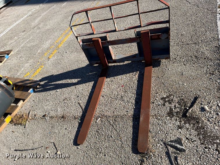 image for item FU5066 New Holland forks