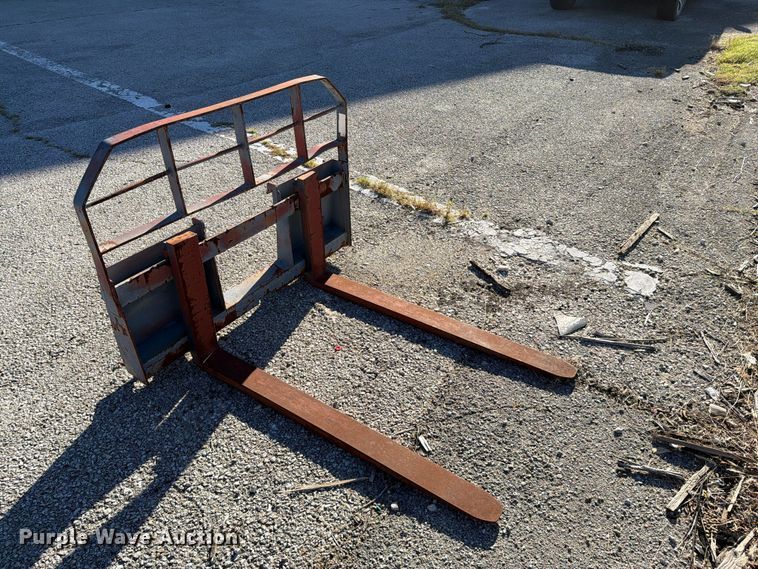 image for item FU5066 New Holland forks