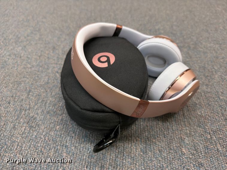 image for item FU5074 Beats Solo 3 headphones