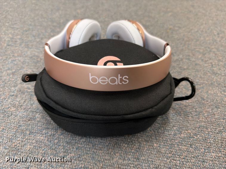 image for item FU5074 Beats Solo 3 headphones