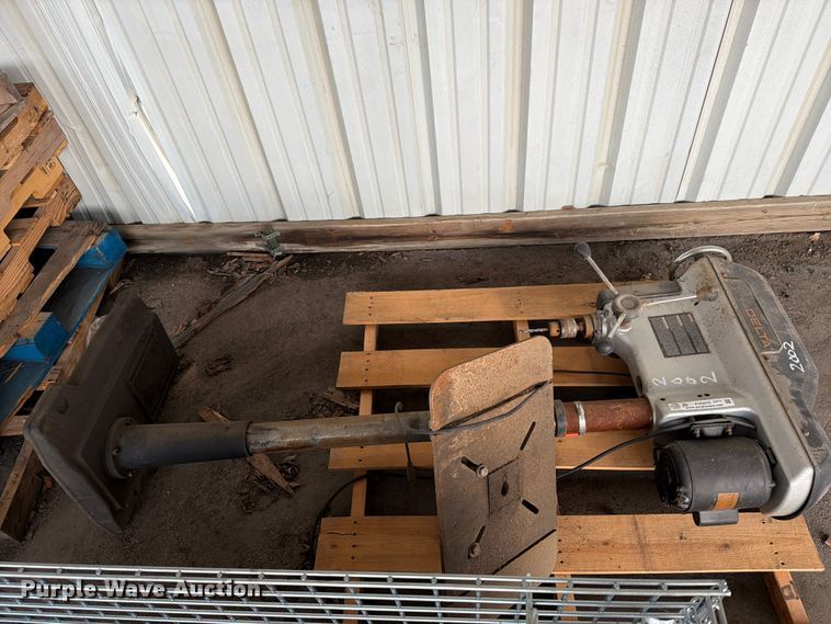 image for item FU5075 Delta drill press