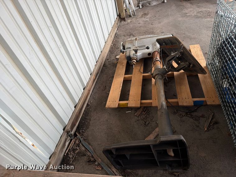 image for item FU5075 Delta drill press