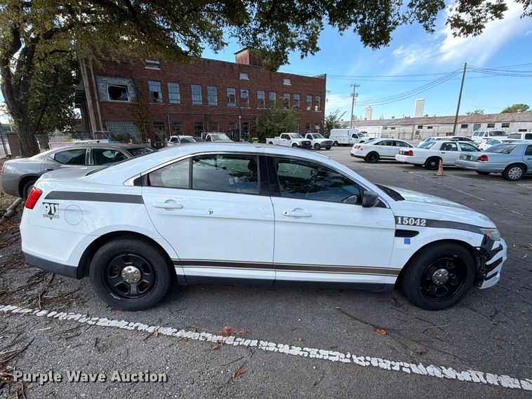 image for item FU5076 2015 Ford Taurus Police Interceptor 