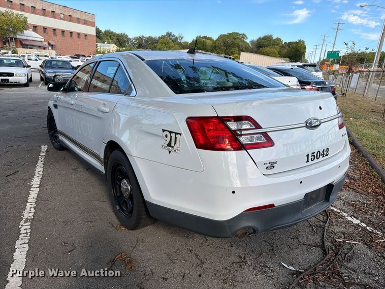 image for item FU5076 2015 Ford Taurus Police Interceptor 