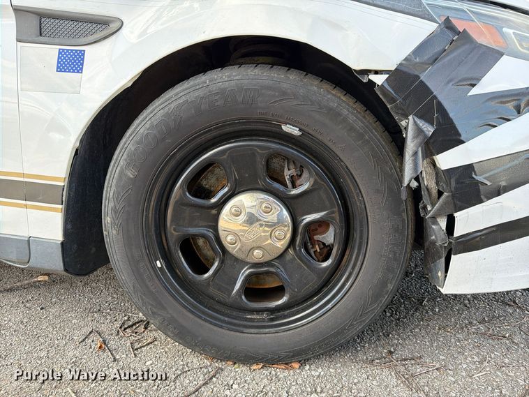 image for item FU5076 2015 Ford Taurus Police Interceptor 