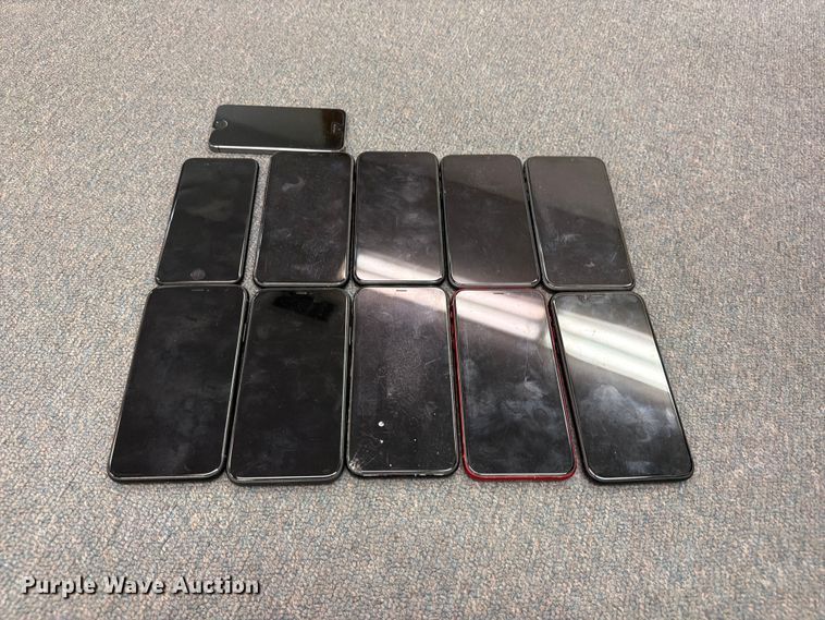 image for item FU5080 (11) iPhone cellphones