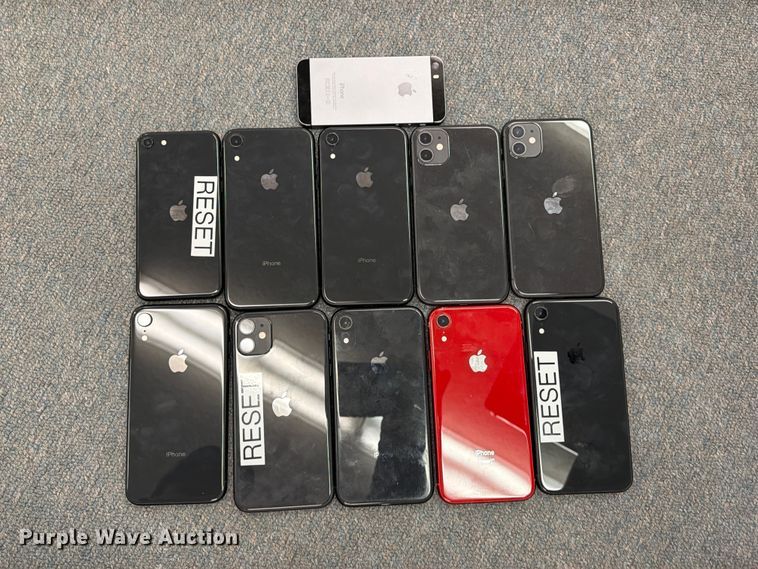 image for item FU5080 (11) iPhone cellphones