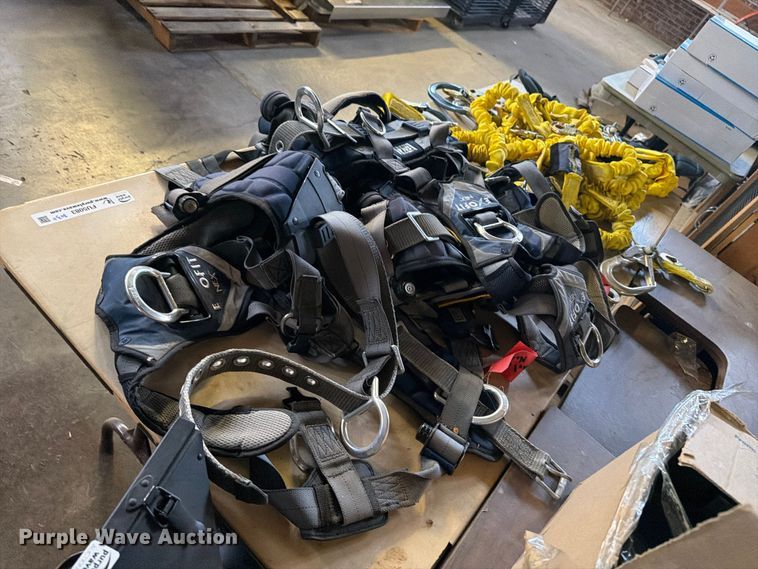 image for item FU5083 Safety harnesses