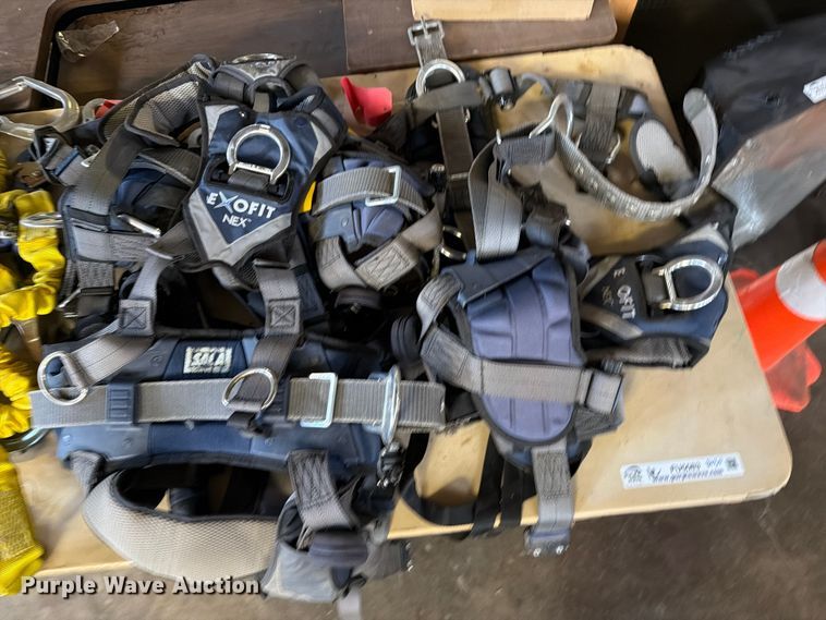 image for item FU5083 Safety harnesses