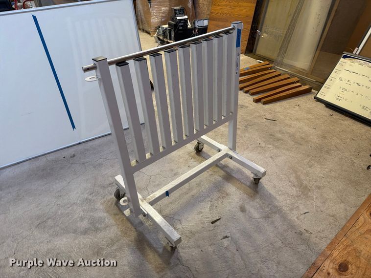 image for item FU5086 Rolling rack 