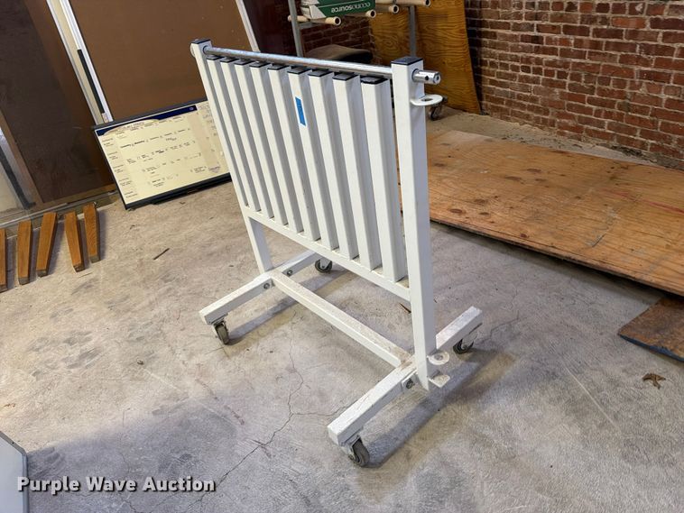 image for item FU5086 Rolling rack 