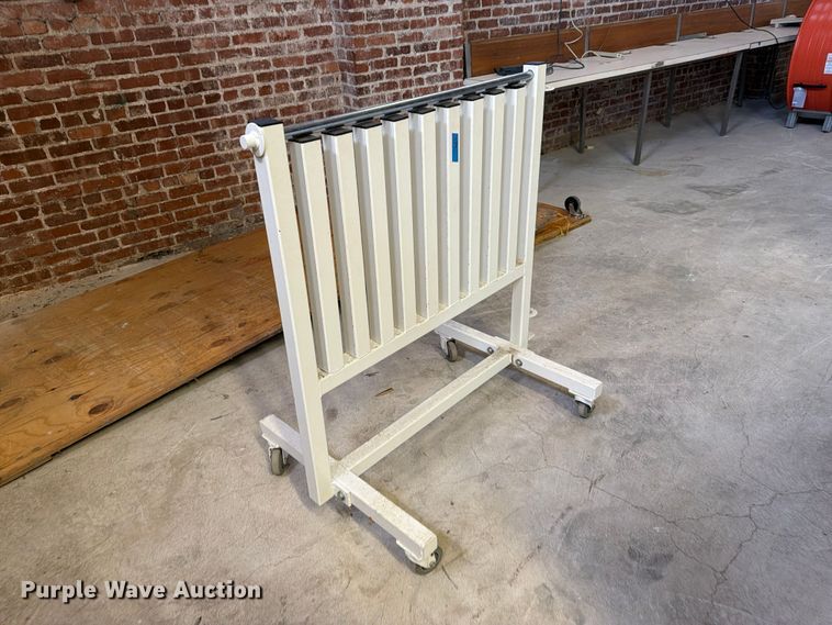 image for item FU5086 Rolling rack 