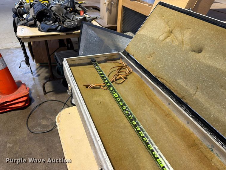 image for item FU5091 Gun cases