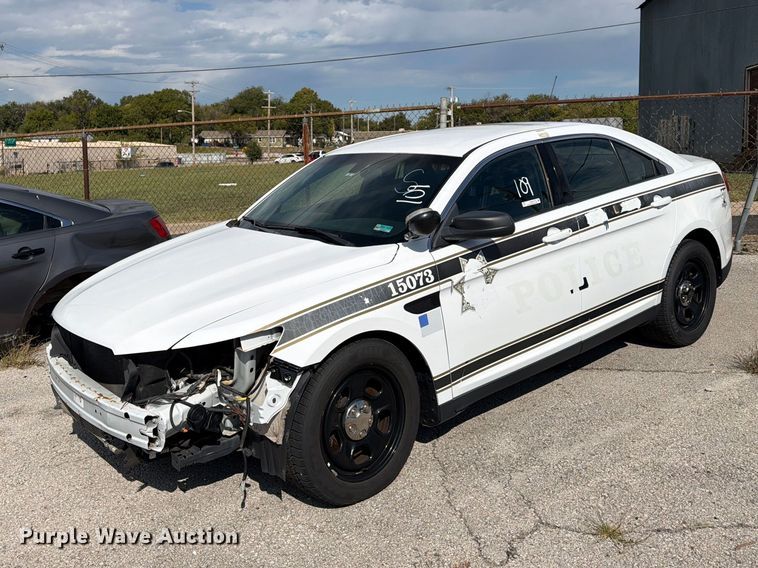 image for item FU5093 2015 Ford Taurus Police Interceptor 