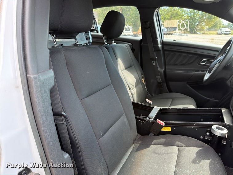 image for item FU5093 2015 Ford Taurus Police Interceptor 